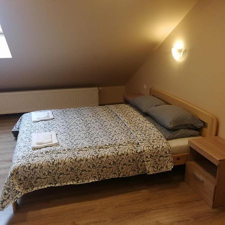 Viesbutis Kelyje Hotel Utena Luaran gambar